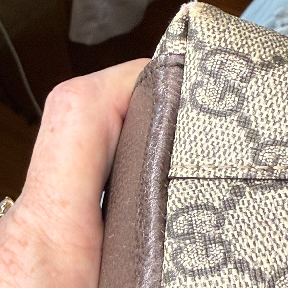 Gucci Ophidia Crossbody Bag Size Small with Green and Red classic Gucci Webbing - Picture 14 of 15